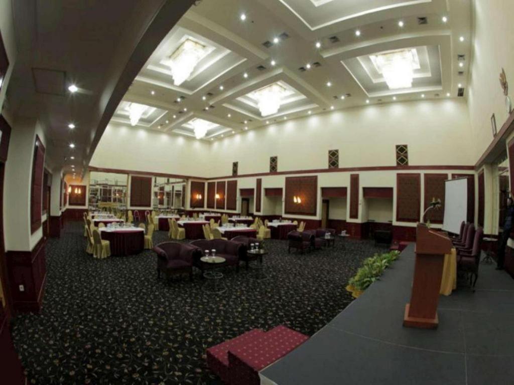 Oasis Amir Hotel Yakarta Exterior foto